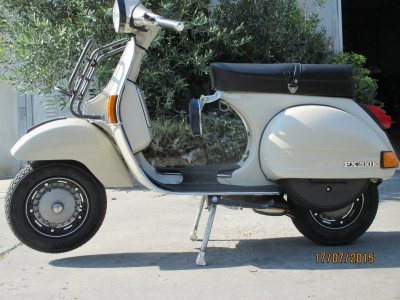 vespa cerchi tubeless.jpg