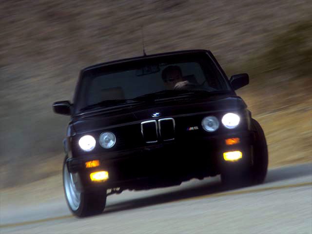 761421996_0212_01zoom_1988_bmw_m5front_view1203009856.jpg.da07ace796868eaaa127ad86ff0a3573.jpg